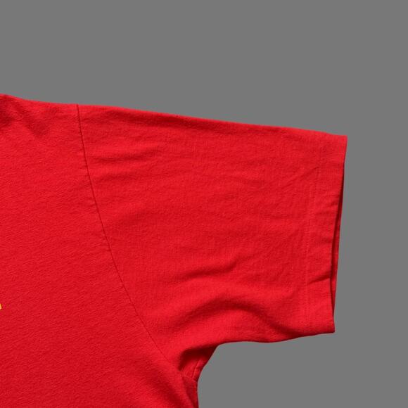 VTG 90s Hanes Beefy 'Only Visiting' Red/Yellow SS Single Stitch Tee Size L GUC - Picture 3 of 7